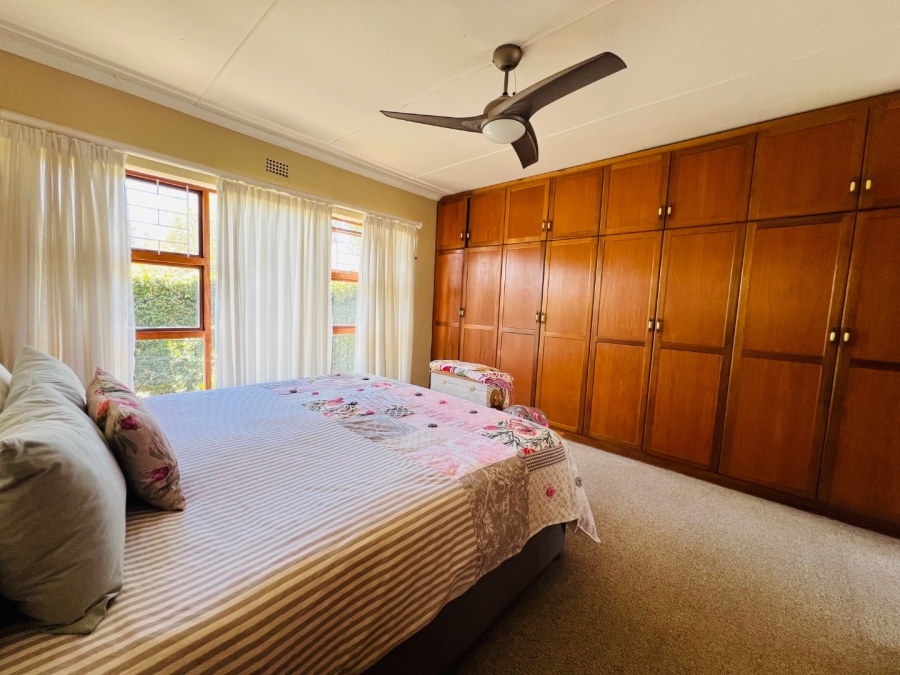 3 Bedroom Property for Sale in Loerie Park Western Cape